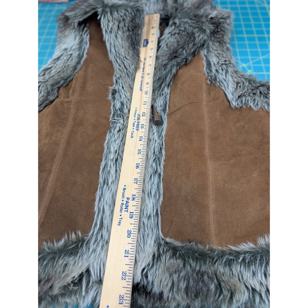 LAL LIve A Little Size XL Lined Faux Fur Brown Suede NEW Vest - Picture 11 of 12